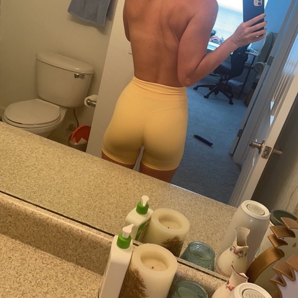 Gymshark Whitney Simmons collection - Picture 6 of 9